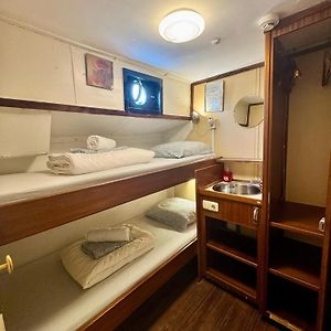 Kamer met een Queen Size Bed